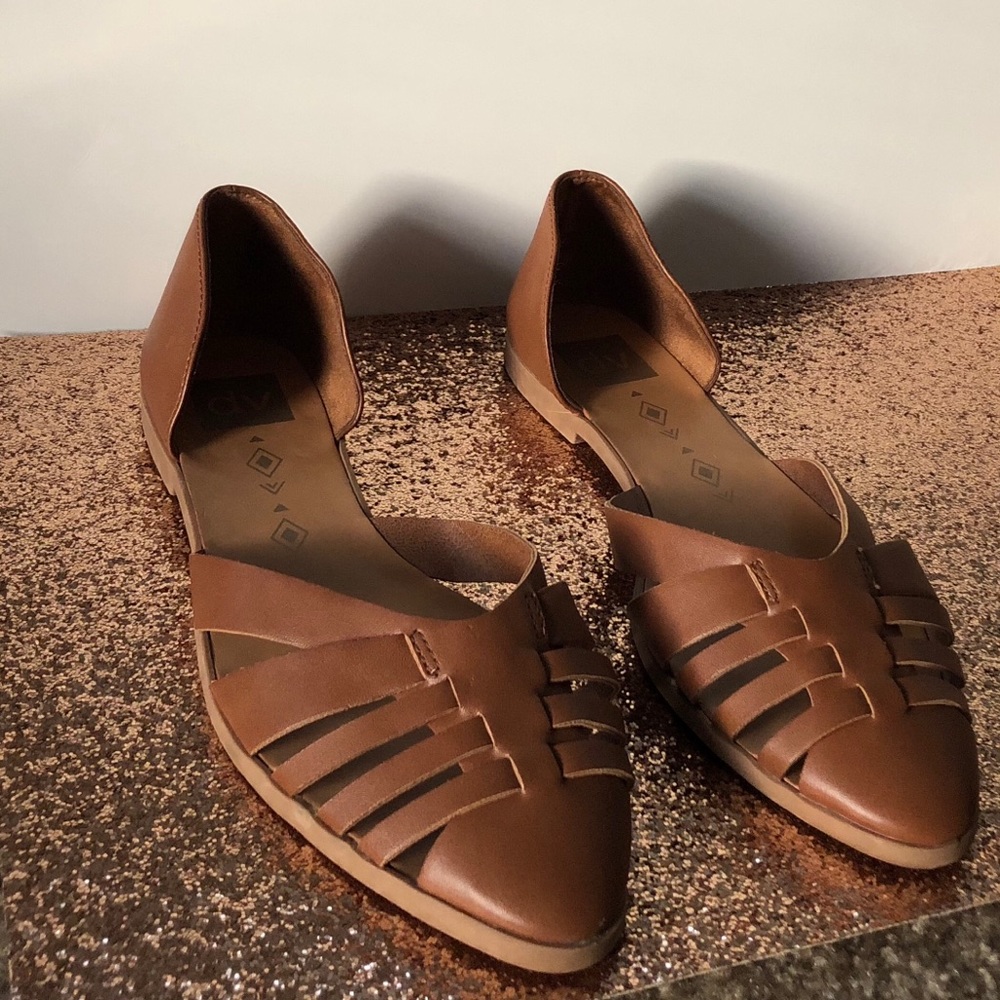 Pointed Flats